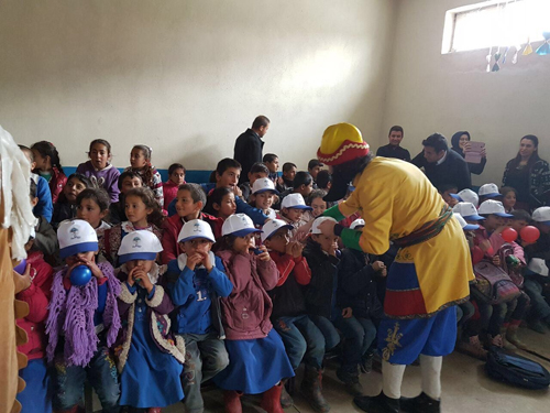 Karayazılı çocuklar tiyatroyla tanıştı