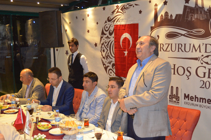 Gazeteciler iftarda buluştu