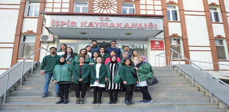 Gönüllüler bağımlılıkla İspir’de mücadele etti