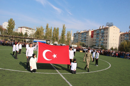 Oltu’da coşkulu Cumhuriyet Bayramı kutlaması