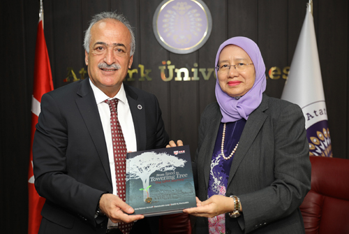 Putra Malezya Üniversitesi ile Yurt Dışı Ortak Diploma programı imza töreni düzenlendi