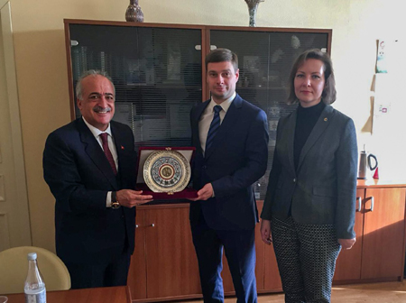 Atatürk Ünivresitesi ile St. Petersburg Devlet Üniversitesi arasında iş birliği anlaşması imzalandı