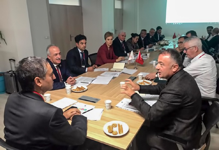 Rektör Çomaklı, ‘Geleceğin Meslekleri, Mesleklerin Geleceği’ kongresine katıldı