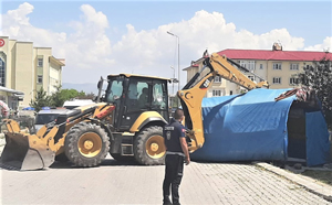 Aziziye’de baraka operasyonu