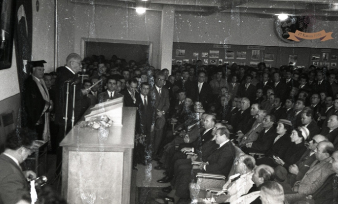 Atatürk Üniversitesinin eğitim-öğretim yılına başlamasının 62. yıl dönümü