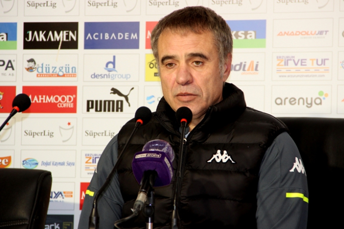 Ersun Yanal: "Centilmen bir rakiple iyi şartlarda, iyi koşullarda oynadığımızı düşünüyorum"