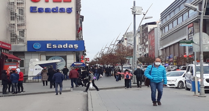 RAHAT DAVRANILIYOR