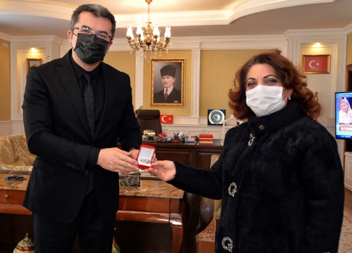 Alkır kardeşlerden Vali Memiş’e teşekkür ziyareti