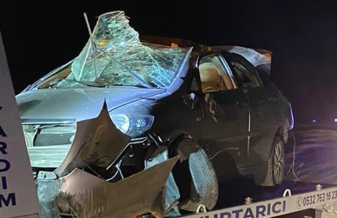 Elazığ'da otomobil takla attı, sürücü yaralı kurtuldu
