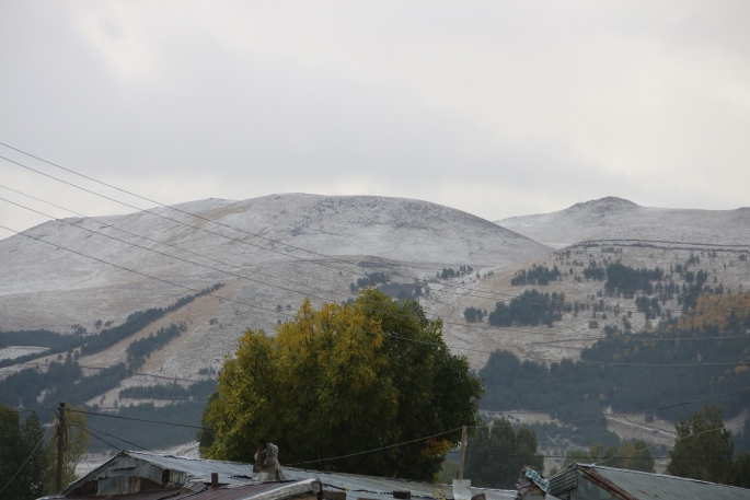 Erzurum’da zirve beyaza büründü