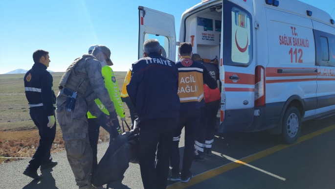 Kars’ta trafik kazası: 1 ölü, 1 yaralı