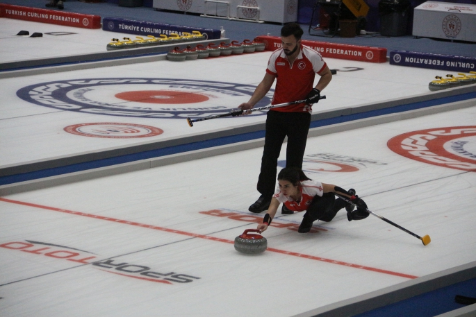 Milliler Curling'de Brezilya’yı farklı mağlup etti
