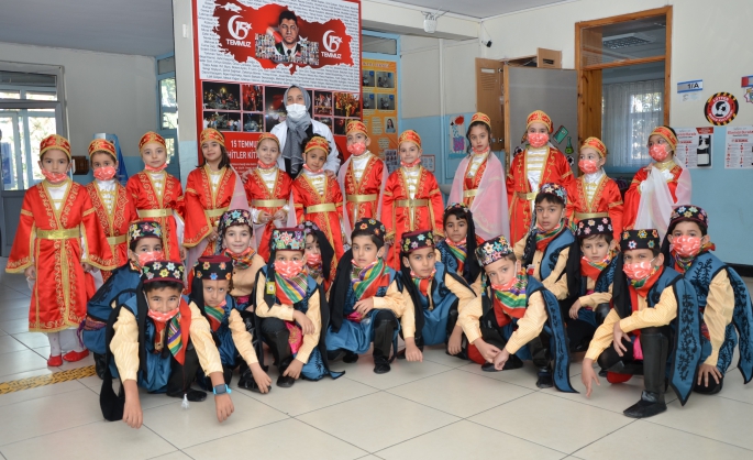 Okullarda 29 Ekim coşkusu