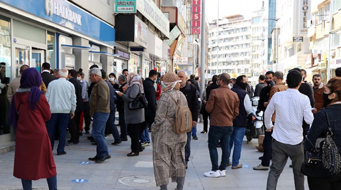TEDBİR KURALLARI YOK SAYILIYOR