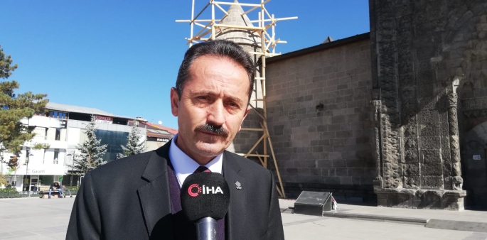 Yakutiye Medresesi ve Karanlık Kümbet’te devam eden restorasyon çalışmalarında sona gelindi