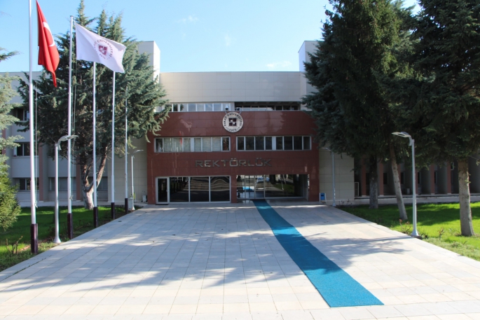 Elazığ’da terör örgütü propagandası yaptığı değerlendirilen araştırma görevlisi açığa alındı