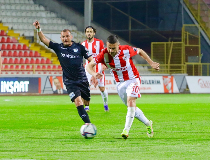 OYUN MEMNUN ETMEDİ