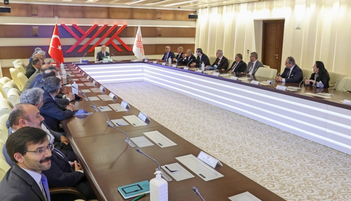 Rektör Çomaklı ÜAK yönetim kurulu toplantısına katıldı
