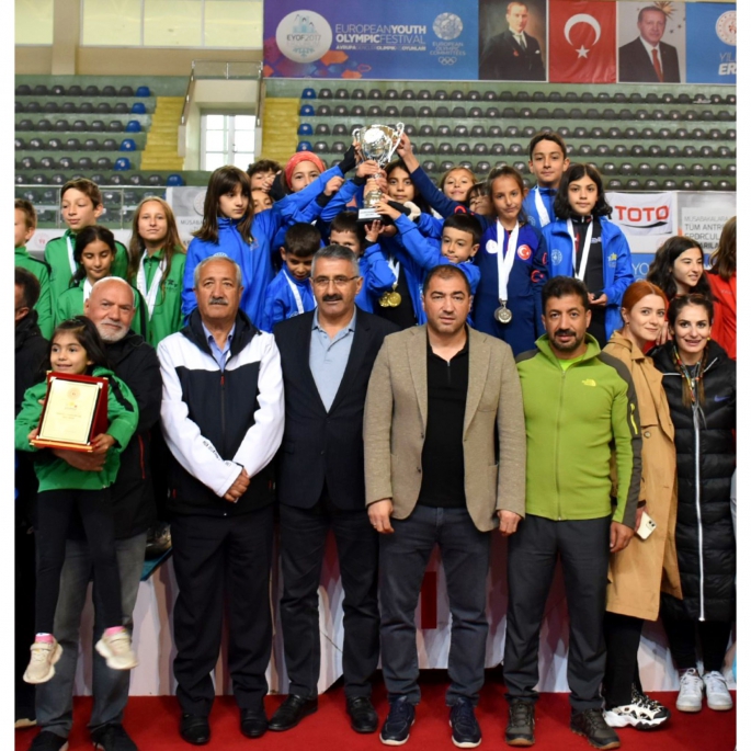 Analig’in zirvesinde Erzurum