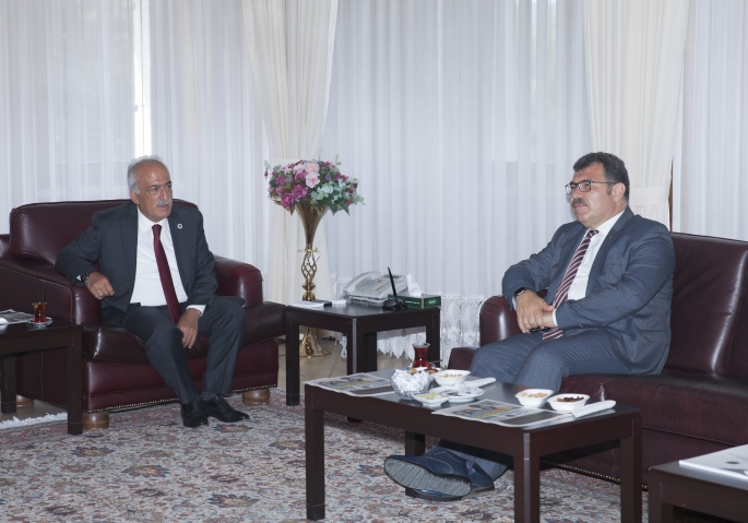 TÜBİTAK Başkanı Prof. Dr. Hasan Mandal, Atatürk Üniversitesi’nde