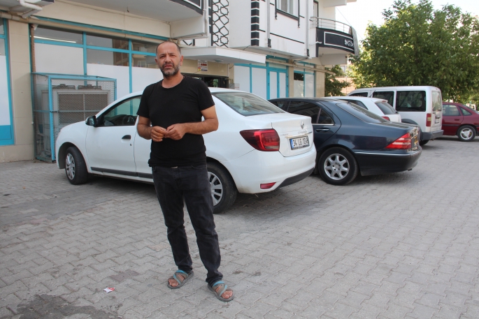 Tıraş makinesi yere düştü, bir ailenin huzuru yok oldu