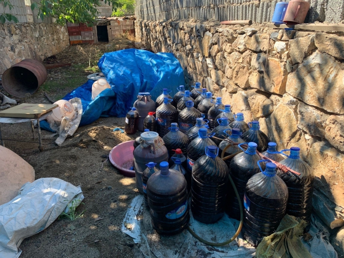 Elazığ'da sahte içki operasyonu: 2 gözaltı