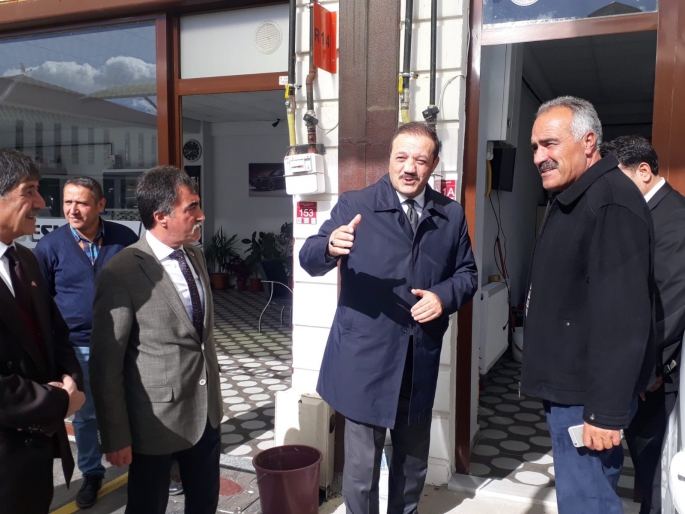 Karataş'tan Galericiler sitesine hayırlı olsun ziyareti