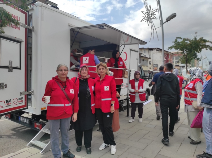 Kızılay kadınları yürüyüş etkinliğinde buluştu