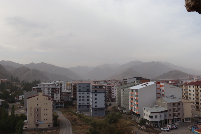 Oltu'yu toz bulutu sardı