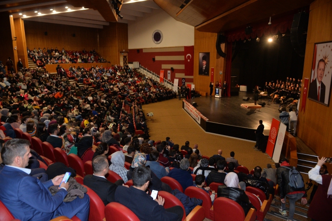 Erzurum Valisi Memiş, eğitimdeki başarıyı sporcu kimliği ile yorumladı: