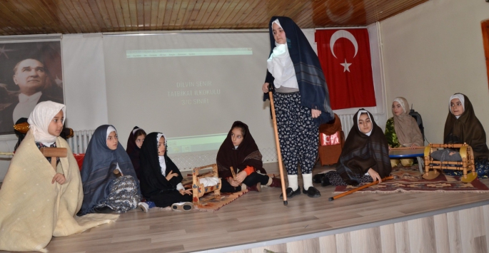 Öğrenciler milli kahramanlarıyla bütünleşti