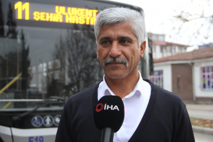 Trafik kazasını görüp rahatsızlanan yolcuyu hastaneye yetiştiren şoför o anları anlattı