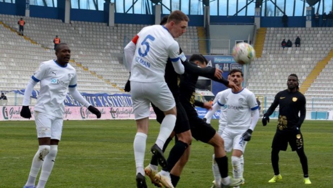 ERZURUMSPOR TUZLA BUZ OLDU