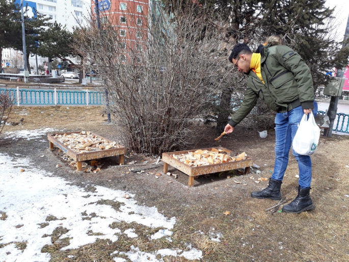 FAZLALIKLARI ONLARLA PAYLAŞALIM