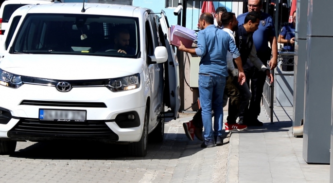 Eşini 22 bıçak darbesiyle öldüren sanık ağırlaştırılmış müebbet hapis cezasına çarptırıldı