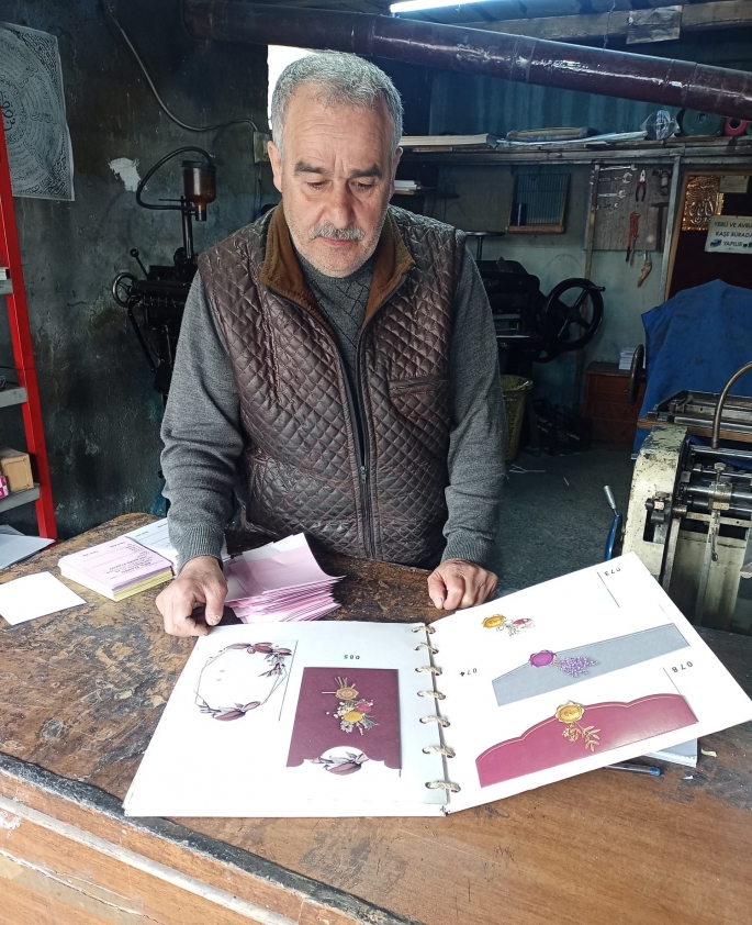 DAVETİYELER GÖRÜCÜYE ÇIKTI