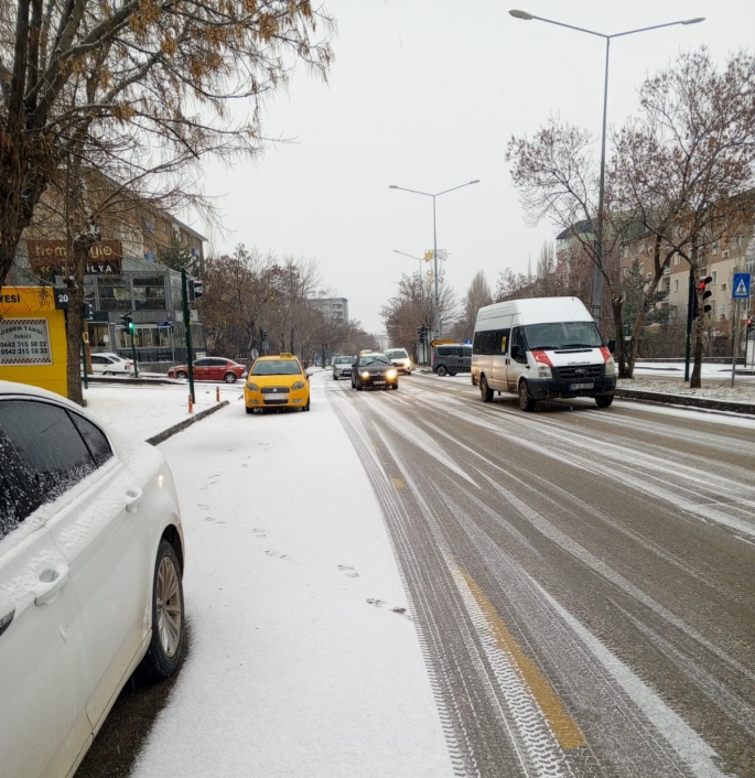 KAR YAĞIŞLARI ARA VERMEYECEK