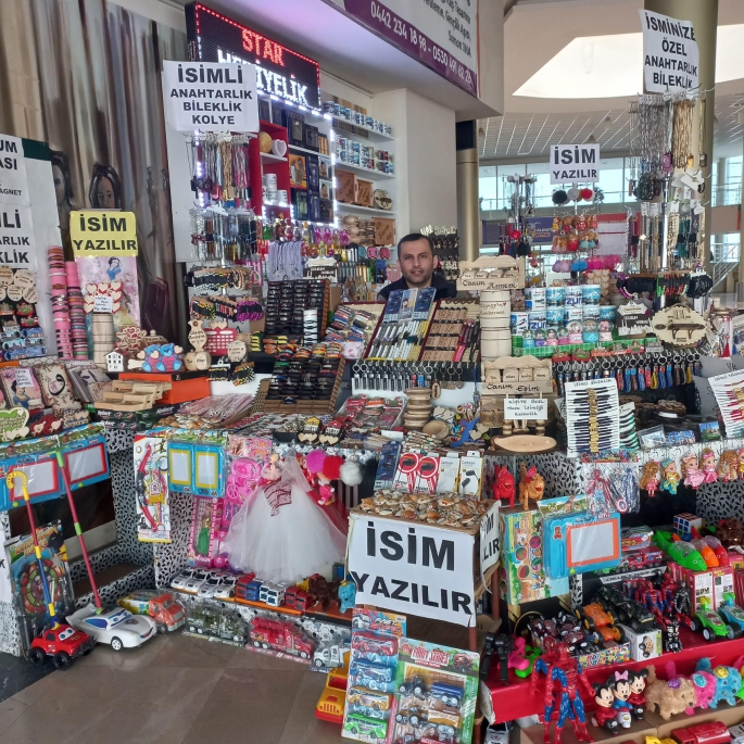 ESNAF UMDUĞUNU BULAMADI