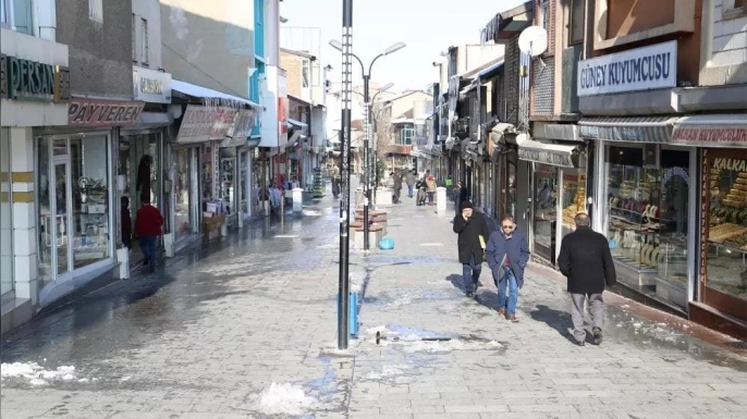 Erzurumlu Altından vazgeçmiyor