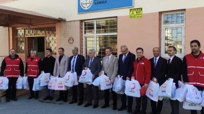 İyilik kol geziyor