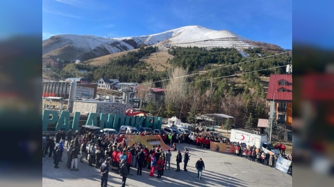 Şiddette karşı TEK YÜREK olduk
