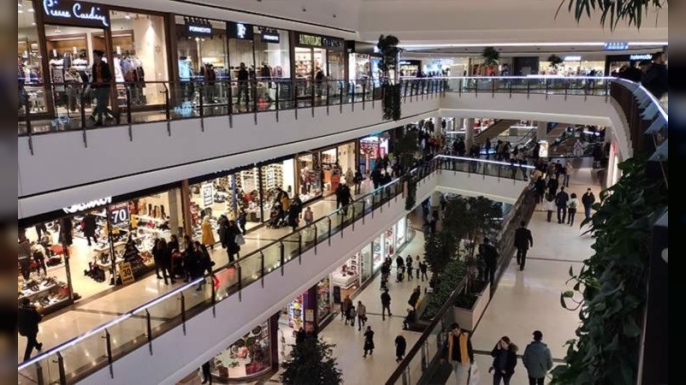 Soğuk Havalar AVM’lere Yaradı