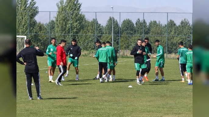 Genç Dadaşlar lideri gözüne kestirdi