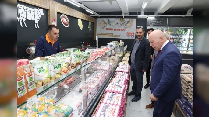 Halk pazarları vatandaşa can suyu oldu