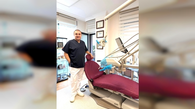 Diş Hekimi Dündar Özbaylar: 'Kemik Yetersizliğinde Implant Tedavisi Mümkün'