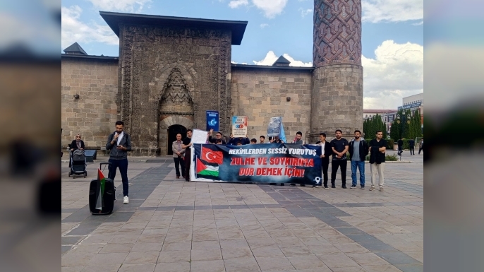 ‘Gazze’nin feryadı bizim de feryadımızdır’