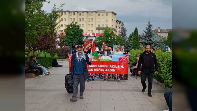“Filistin, Yusuf gibi yalnızlığa terk edildi”