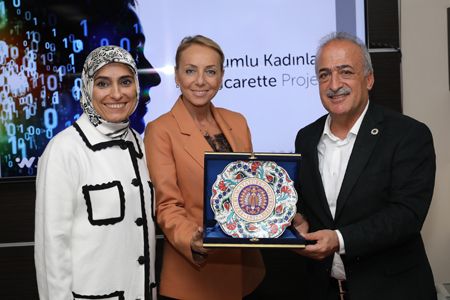 Atatürk Üniversitesi’nde, Erzurumlu Kadınlar e-ticaret projesi görüşüldü