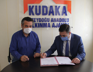 Başarılı projelerle sözleşme imzalandı