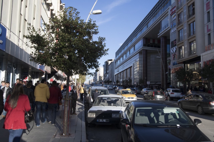 BAYRAM ALIŞVERİŞLERİ BAŞLADI